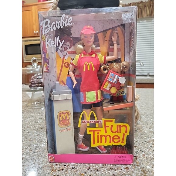 Barbie and Kelly McDonald's Fun Time Doll Set 2001 Mattel #29395 NEW SEALED - Picture 1 of 9